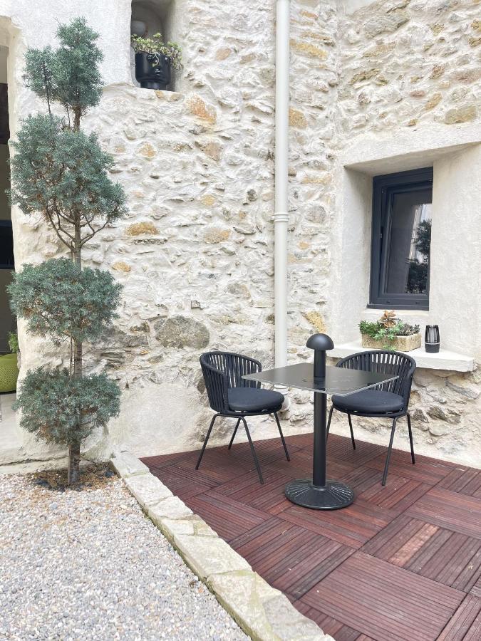 L'Oiseau Bleu Peacock Bed & Breakfast Roubia ภายนอก รูปภาพ